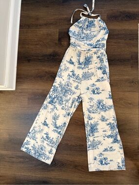 Cupshe Cream Halter Jumpsuit with Blue Scenic Print